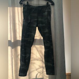 Athleta cameo leggings